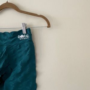 Booty by Brabants teal crop legging